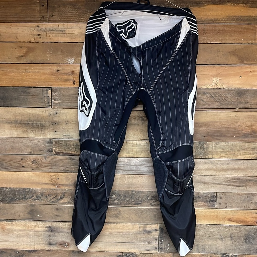 FOX RACING SUIT - Picture 6 of 11